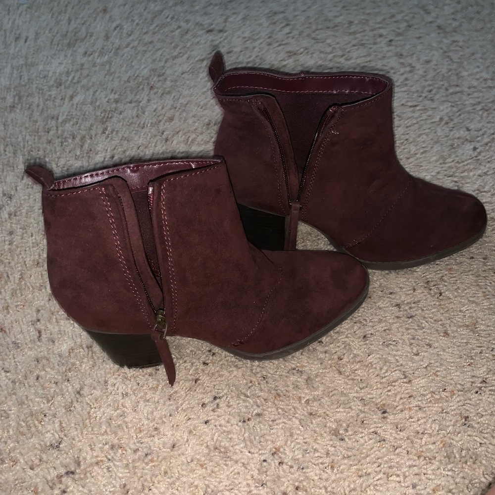Ankle booties